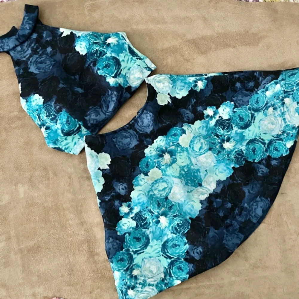 TEEZE ME Dress 2-Piece Size 1/2 - Picture 2 of 16